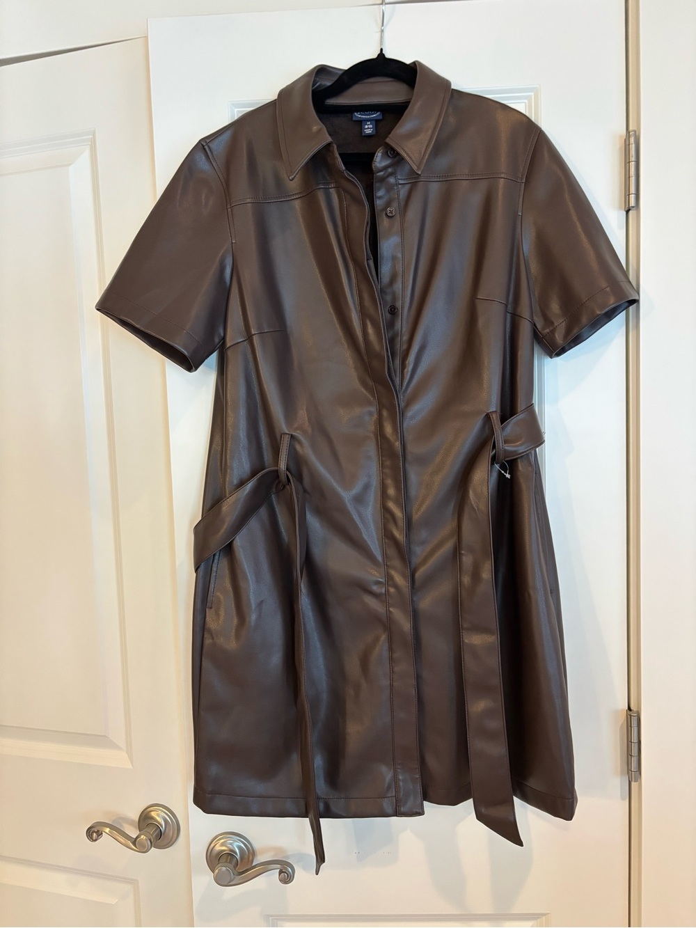 NWT Scoop Women's Short-Sleeve Faux Leather Shirt Dress in Dark Brown - Picture 8 of 8